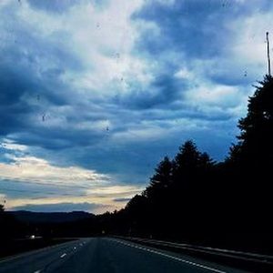 Meet your Posher, Yinet